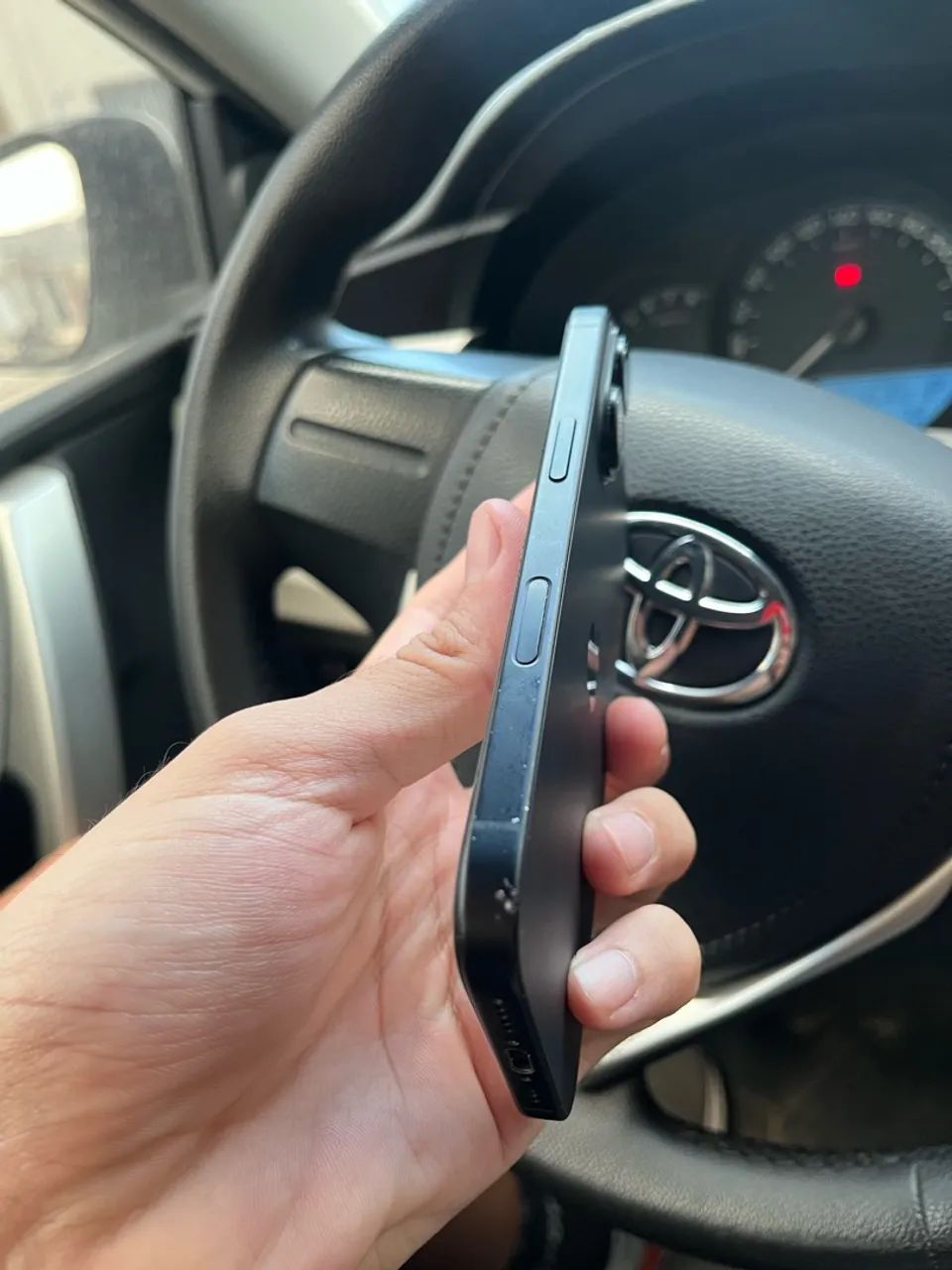 iPhone 16 128 gigas com menos de um ano de uso  - Foto 5