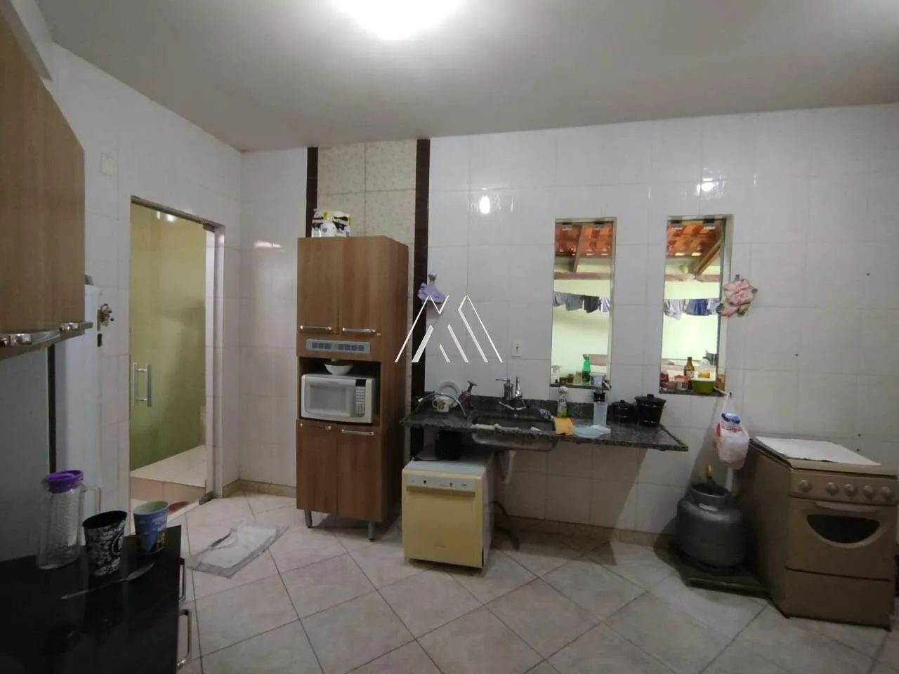 Vendo casa em Itaúna em excelente localização! - Foto 3