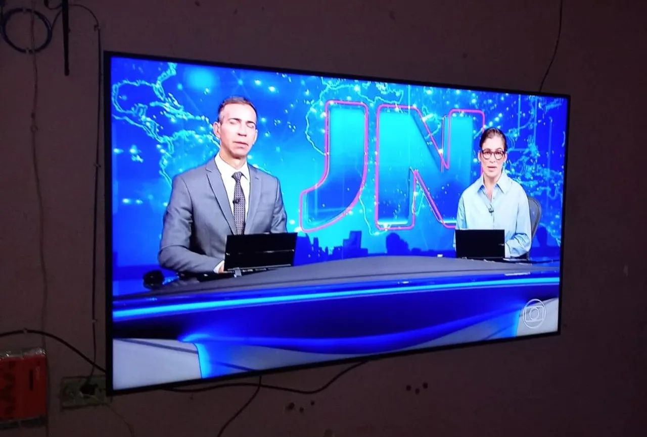 TV Smart Samsung 65 polegadas 4K  - Foto 2