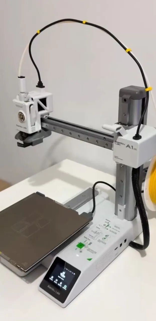 Impressora 3d bambu lab a1 mini  NÃO ACEITO OFERTA!!