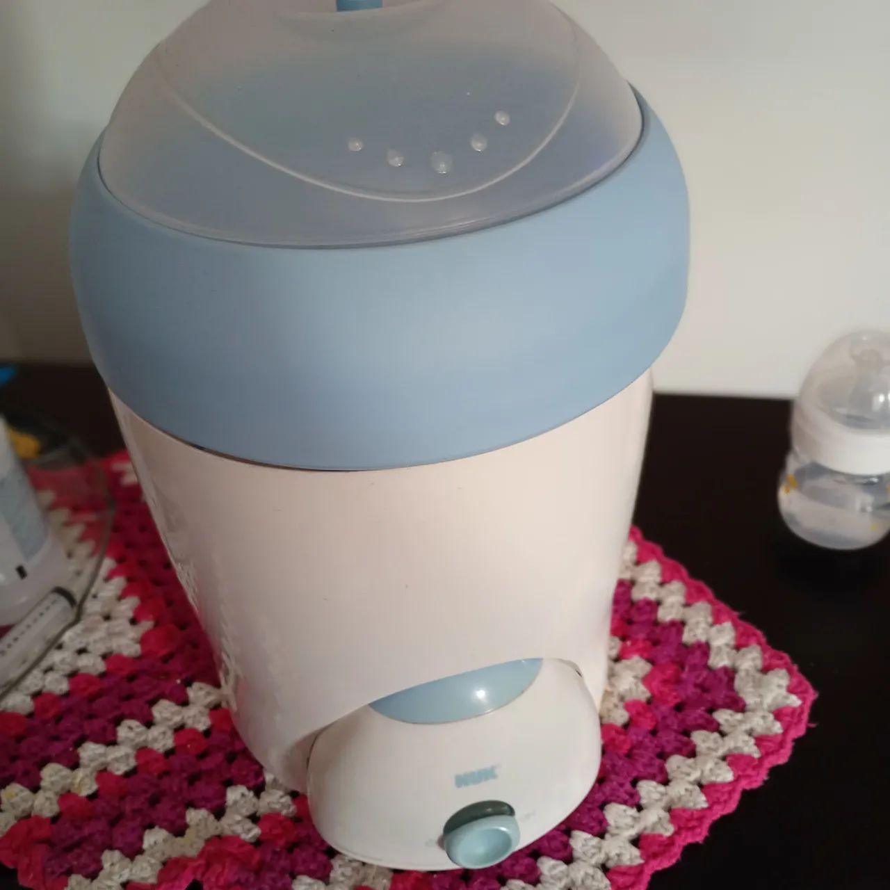 Esterilizador de mamadeiras /bicos/ tampas MARCA NUK - Foto 3