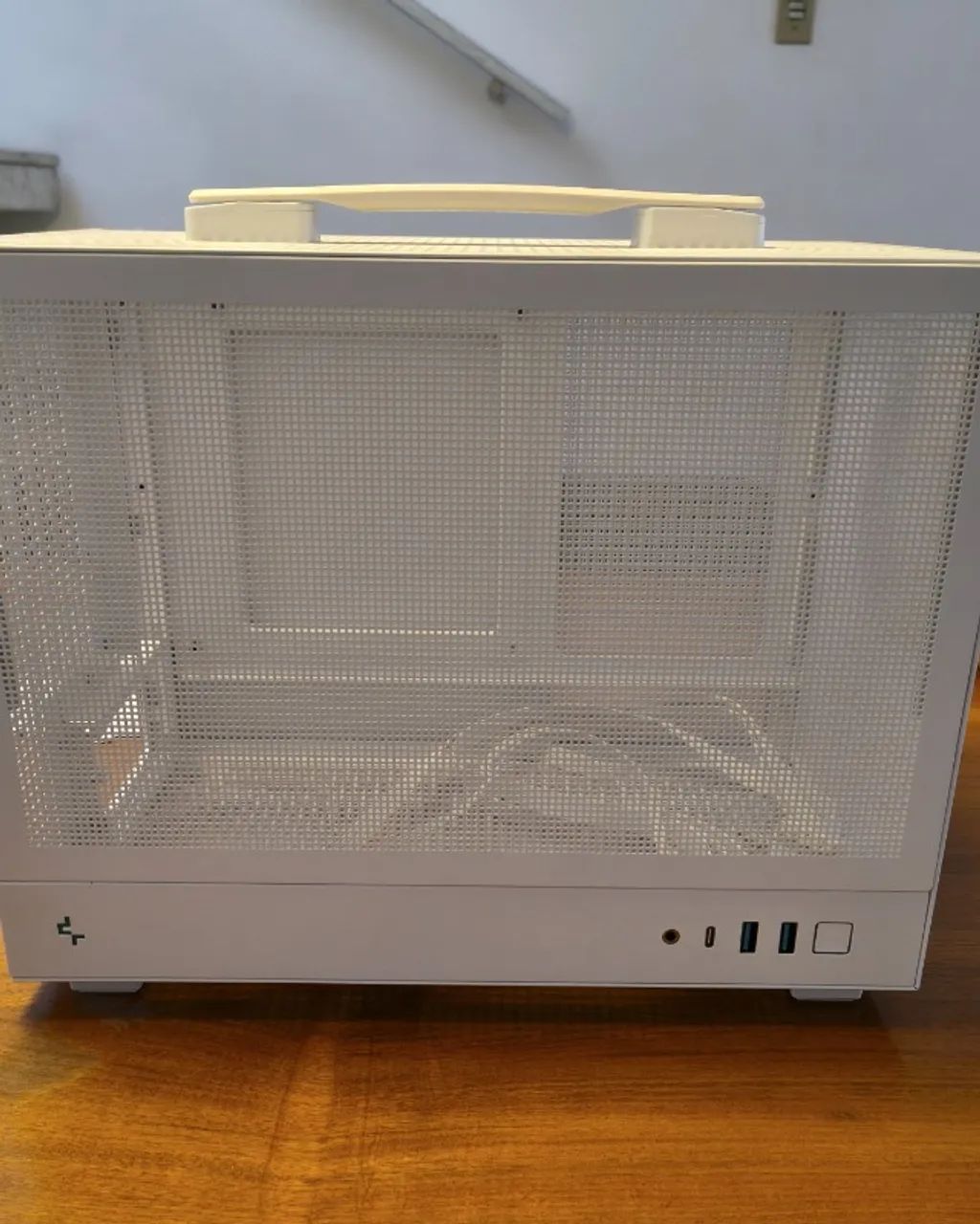 Gabinete DeepCool CH160 Branco ? Mini-ITX