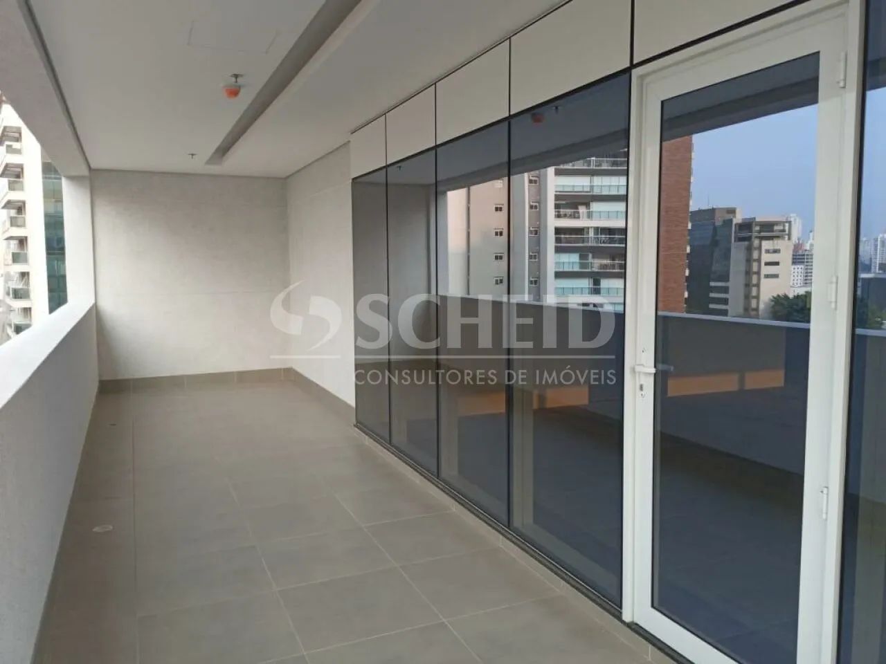 CONJUNTO COMERCIAL, 266 M², 2 SALAS, 2 BANHEIROS, COPA, AR CONDICIONADO,16 VAGAS. - Foto 2