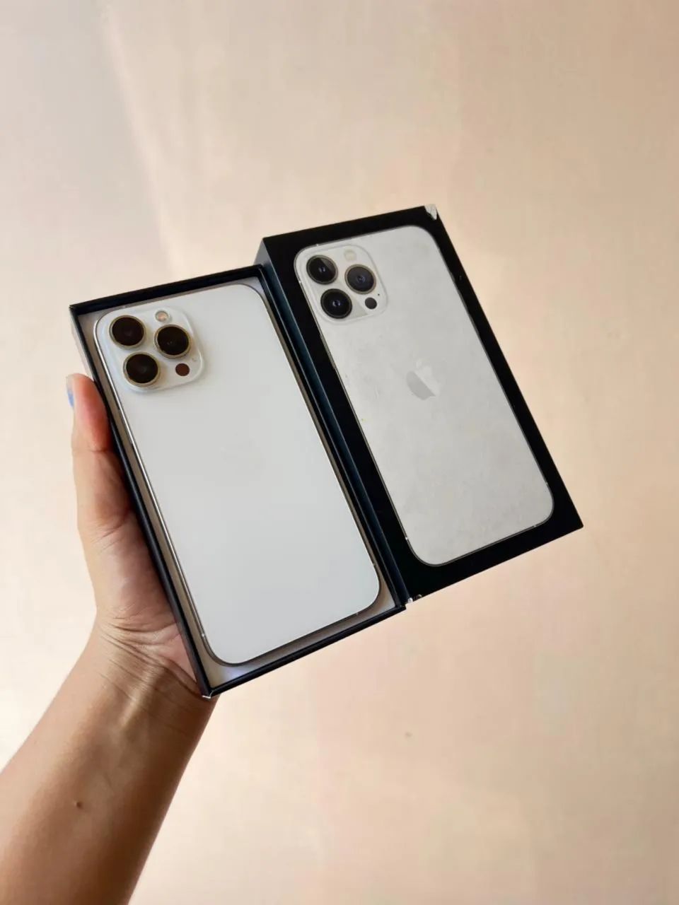 iPhone 13 Pro Max 256GB com Nota fiscal seminovo. Aceito cartão