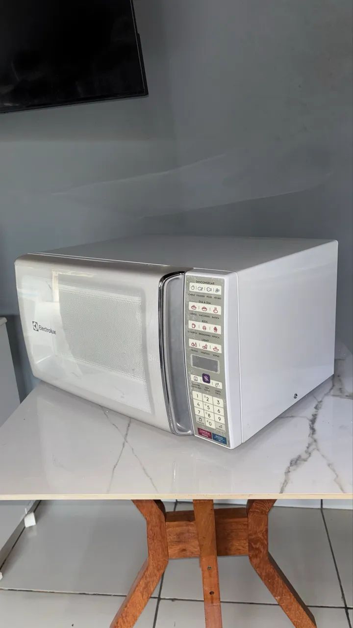 Microondas Eletrolux 32L - Foto 4