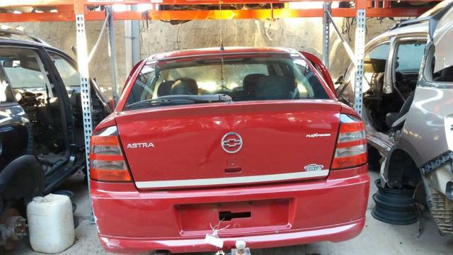Peças usadas Chevrolet Astra 2.0 8v flex 121cv 2006 câmbio manual
