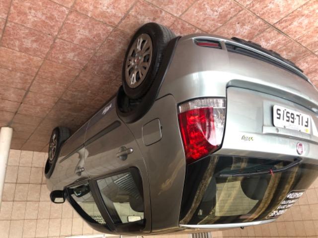 Fiat Palio 2015 impecável - Foto 6