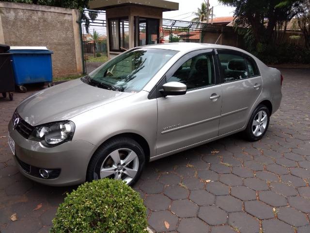 Polo Sedan (Imotion) 2014 "Completo" único dono" - Foto 6