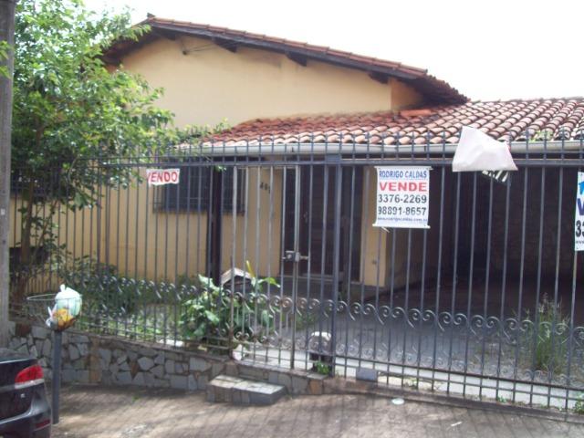Casa colonial , 3 quartos , 4 vagas , habite-se , joão pinheiro , BH - Foto 2
