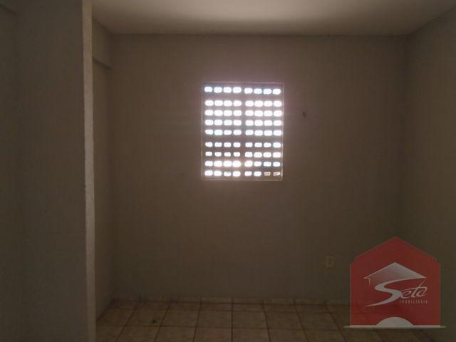 Apartamento para alugar, 30 m² por r$ 450/mês - f. brito -fortaleza/ce - Foto 4