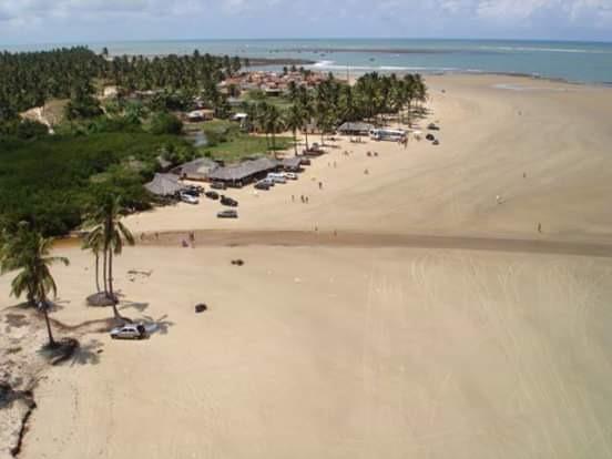 Vende-se ou troca-se terreno praia do Peba