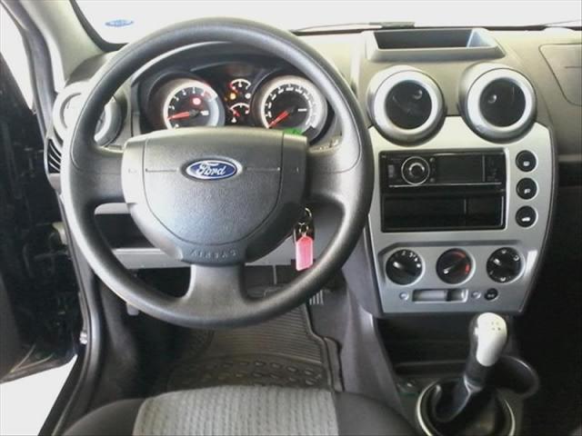Ford Fiesta 1.6 Rocam Sedan 8v - Foto 8