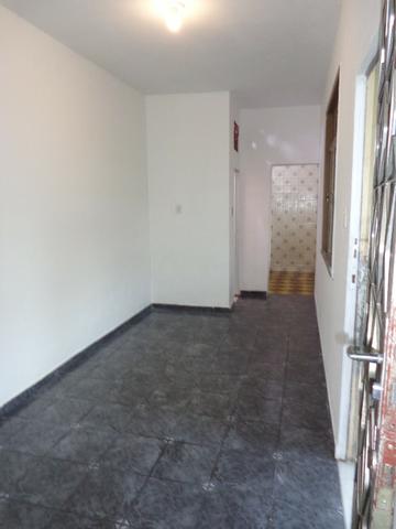 Casa de vila na Rua Goiás junto à estação de trem (supervia) de Quintino Bocaiúva - Foto 4