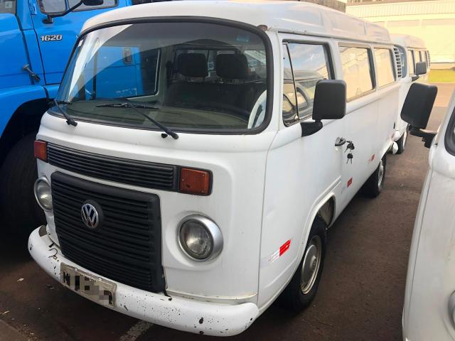 Kombi 2013 em ótimo estado financio 60x 2020pago - Foto 4