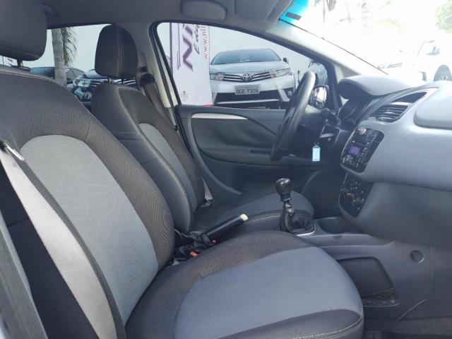 Fiat Punto Essence 1.6 Flex 16v 5p - Foto 5