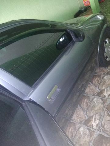Corsa sedan - Foto 3