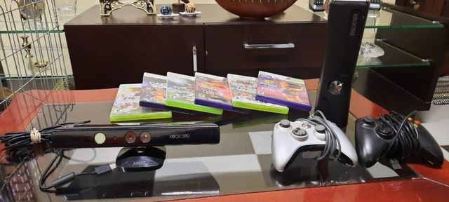 Xbox 360 com 3 jogos,kinect e 2 controles - Foto 2