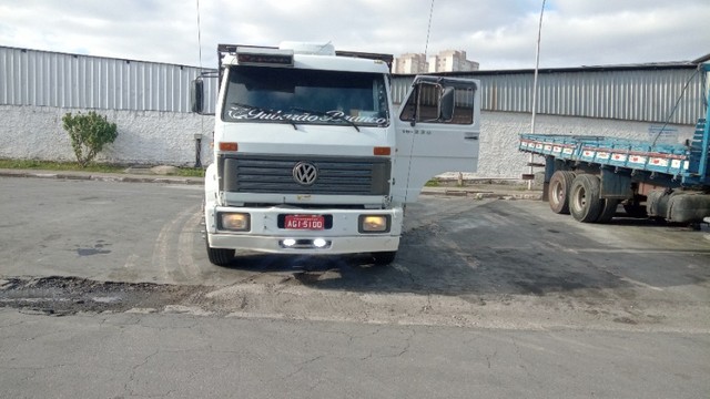 CAMINHÃO VOLKSWAGEN