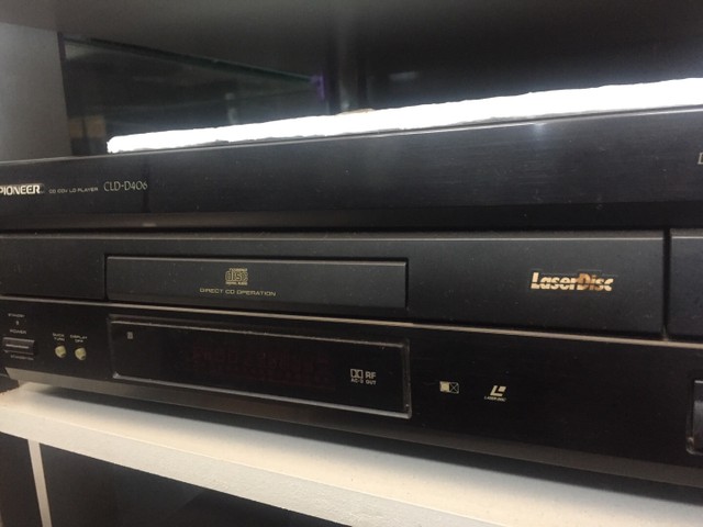 Laser Disc Pioneer CLD 406