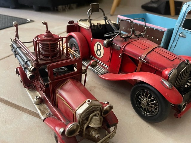 Carros antigos miniaturas  - Foto 3