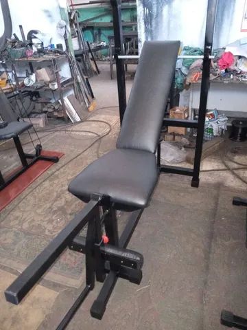 Supino reto inclinado com extensora flexora conjugada - Foto 3