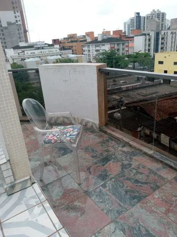 Cobertura para venda possui 181 metros quadrados com 3 quartos em Enseada - Guarujá - SP