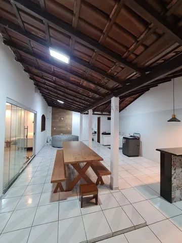Venda | Casa com 135,00 m², 3 dormitório(s), 2 vaga(s). Planície da Serra, Serra