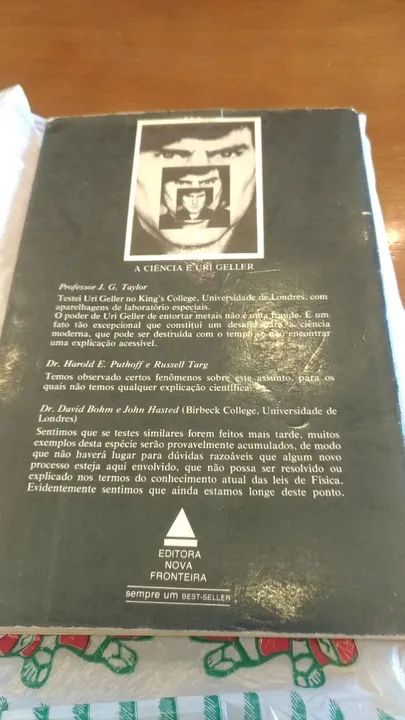 Livro Uri Geller - Minha História, original, em bom estado, envio qq local. - Foto 2