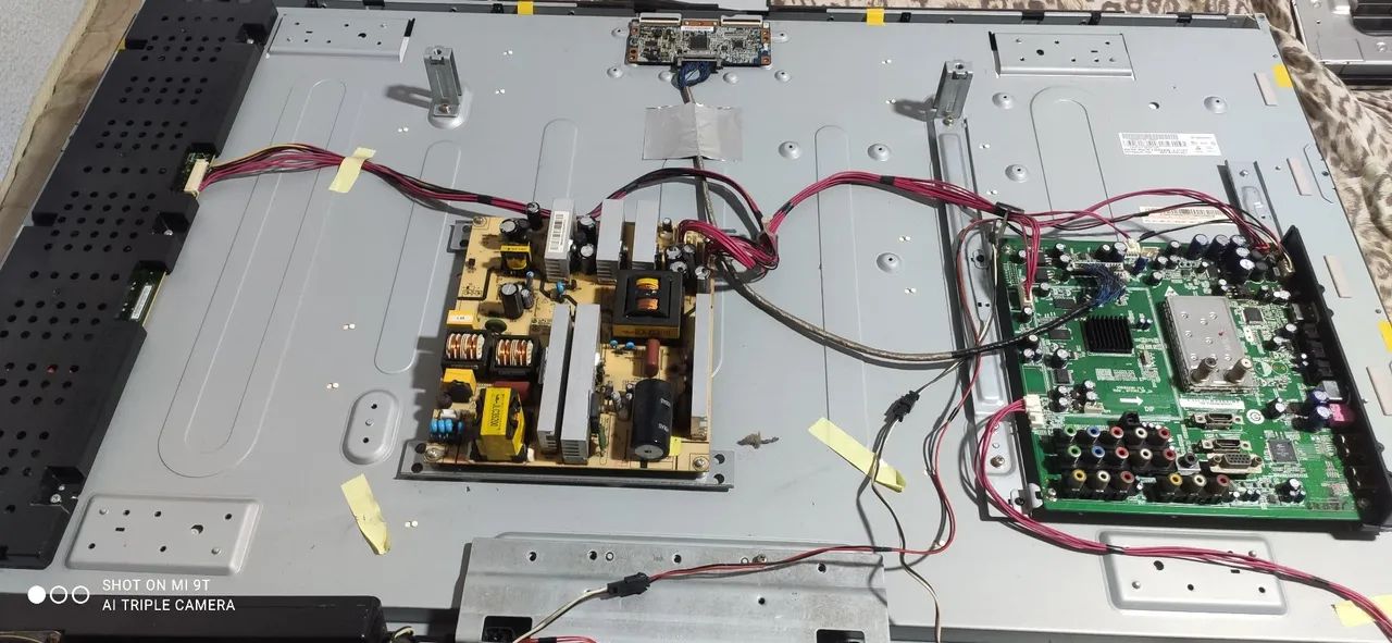 Tv Hbuster 42 polegadas  - Foto 2