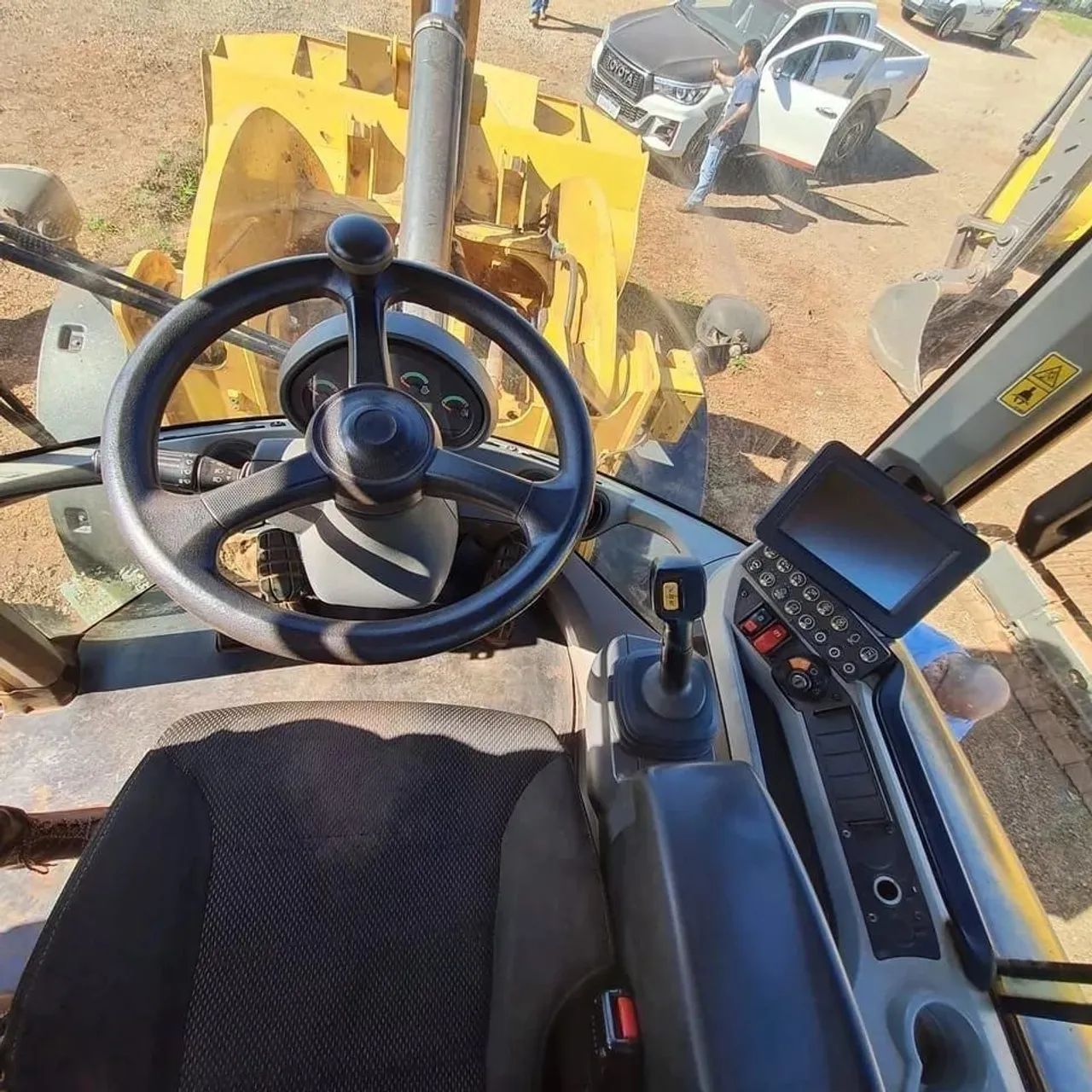 Pá Carregadeira Caterpillar 938k - Foto 3