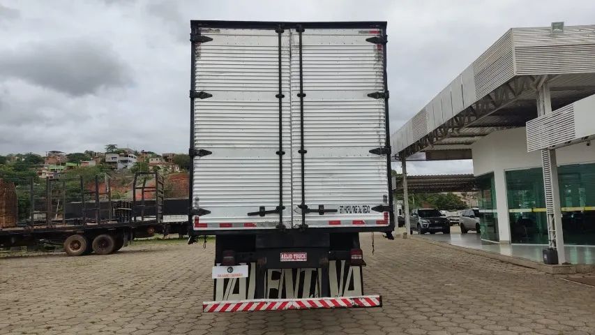 ford/2422 t, ano 2004/2004, com bau - Foto 9