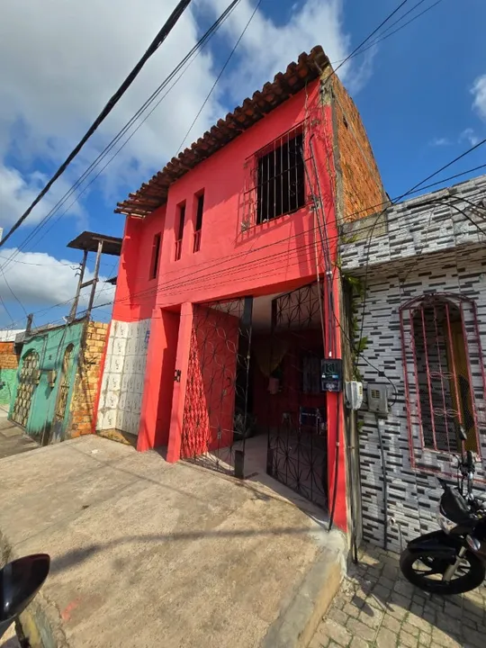 Casa de 2 pavimentos no Cordeiro de farias conj. Aldo Almeida rua asfaltada       
