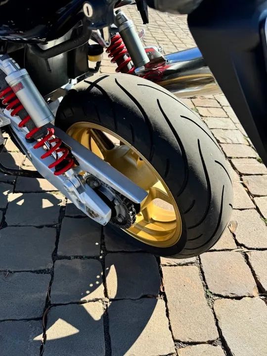 cb1300 super four