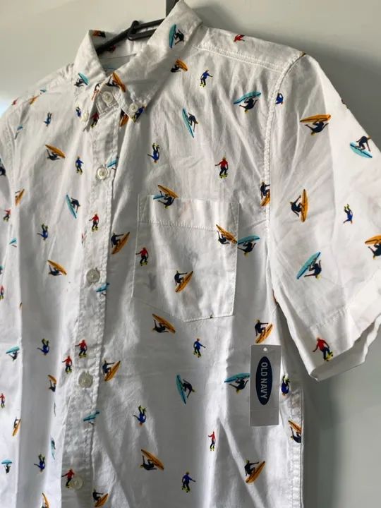 Camisa infantil da Old Navy - **Nova com etiqueta