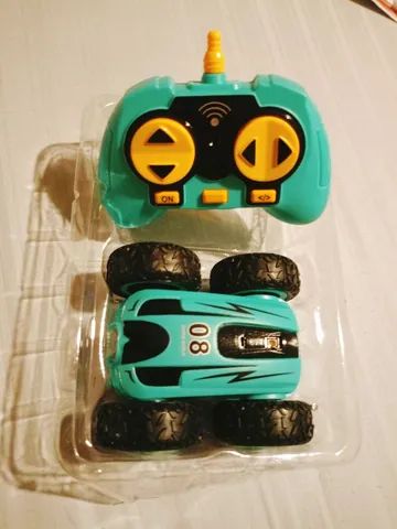 Carrinho de controle remoto a pilha NOVO na caixa !