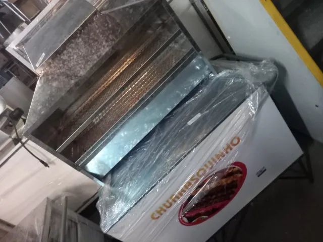 Carrinho para Churrasquinho a Carvão Completo 