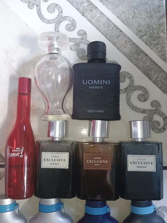 Frascos vazios de perfumes  - Foto 2