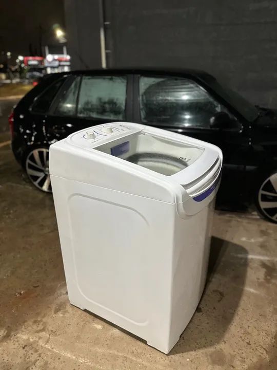 Máquina de lavar Eletrolux 15 kg semi nova - Foto 5