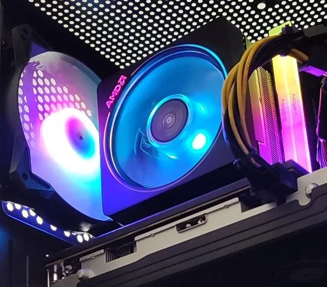 CPU Cooler Wraith Prism RGB - Cooler AMD Original RGB - AM4