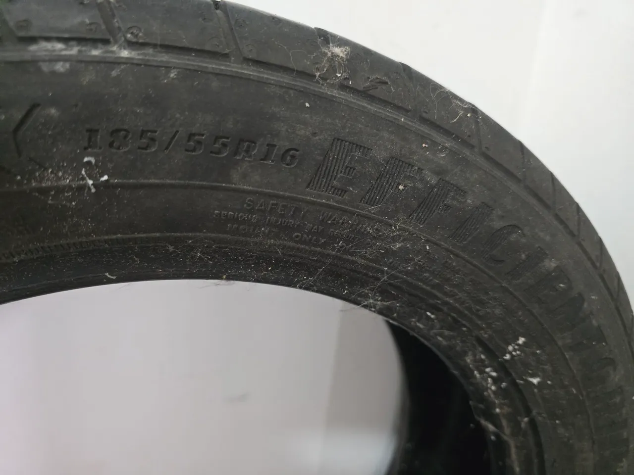Pneus (2) Goodyear r16