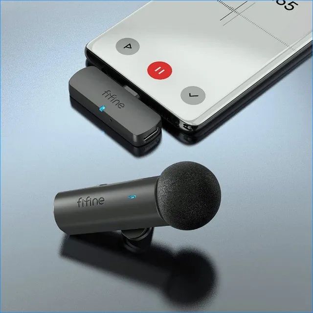 Microfone sem fio lapela Fifine M6 para celular Android, com frequência de 2.4 GHz.