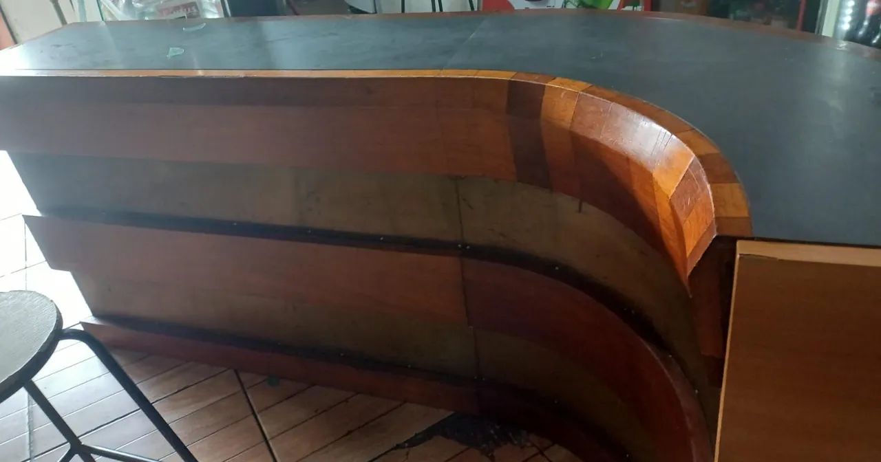 Vendo balcão para bar 65048987964546120