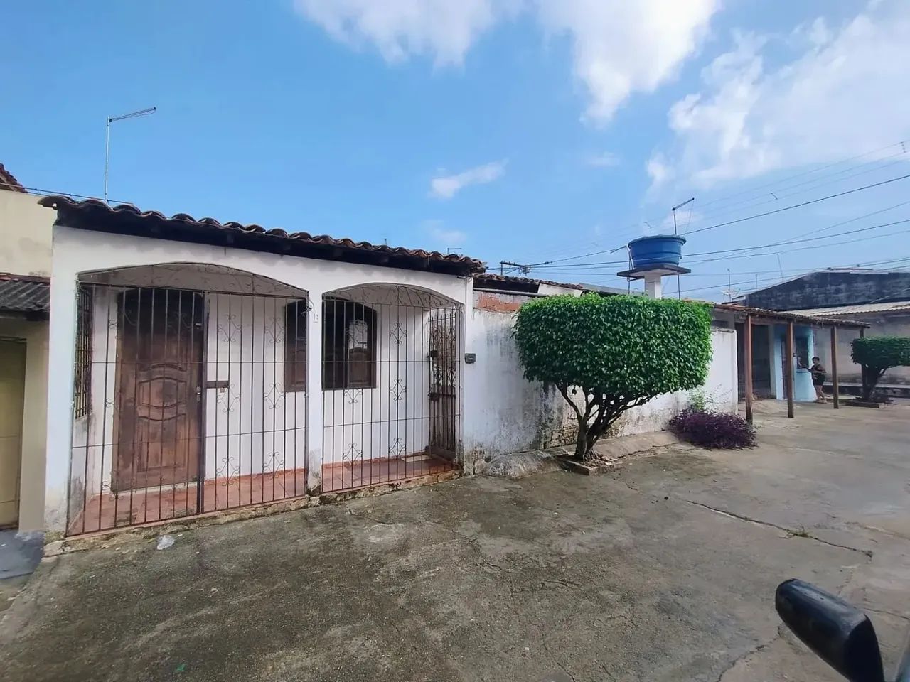 VENDO CASA DE ESQUINA NA CIDADE NOVA 6, PERTINHO DO LÍDER. - Foto 2