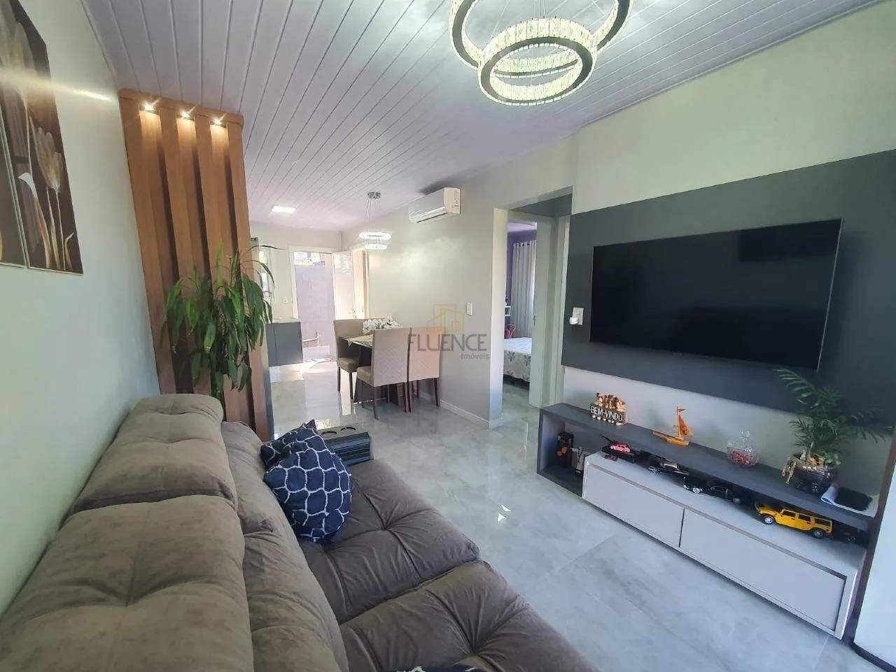 Linda casa com piscina em São Roque