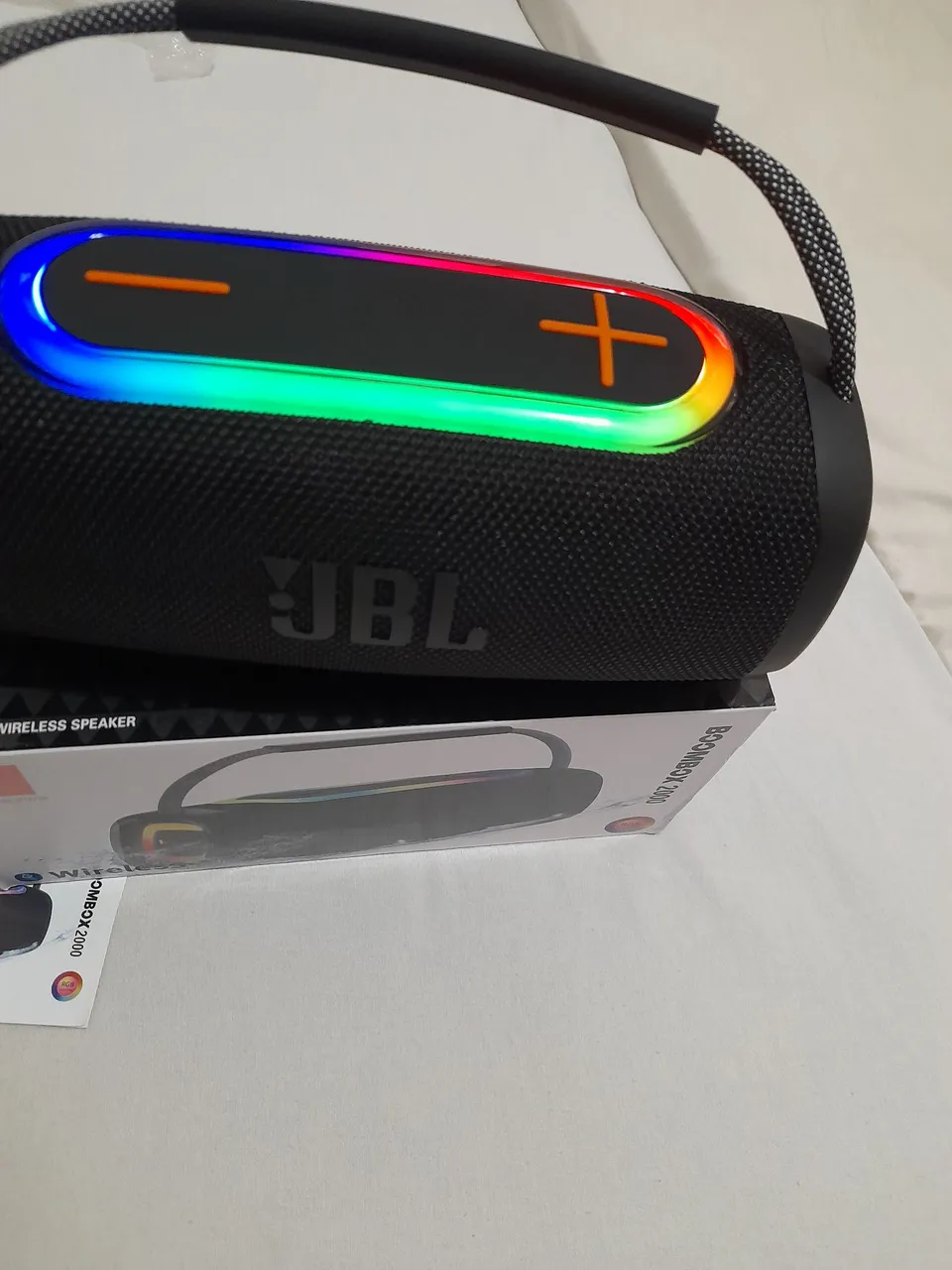 Caixa de Som JBL Boombox 2