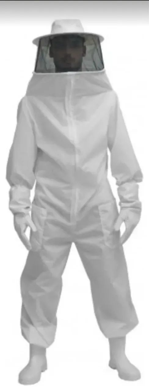 Macacão Osjuan Apicultor Branco GG - R$ 199,00