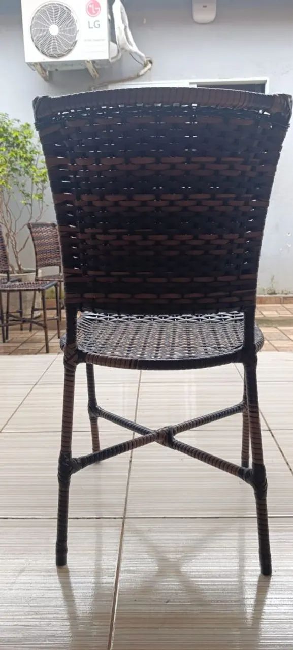 Cadeiras de vime para área externa - 6 peças - usadas - Foto 3