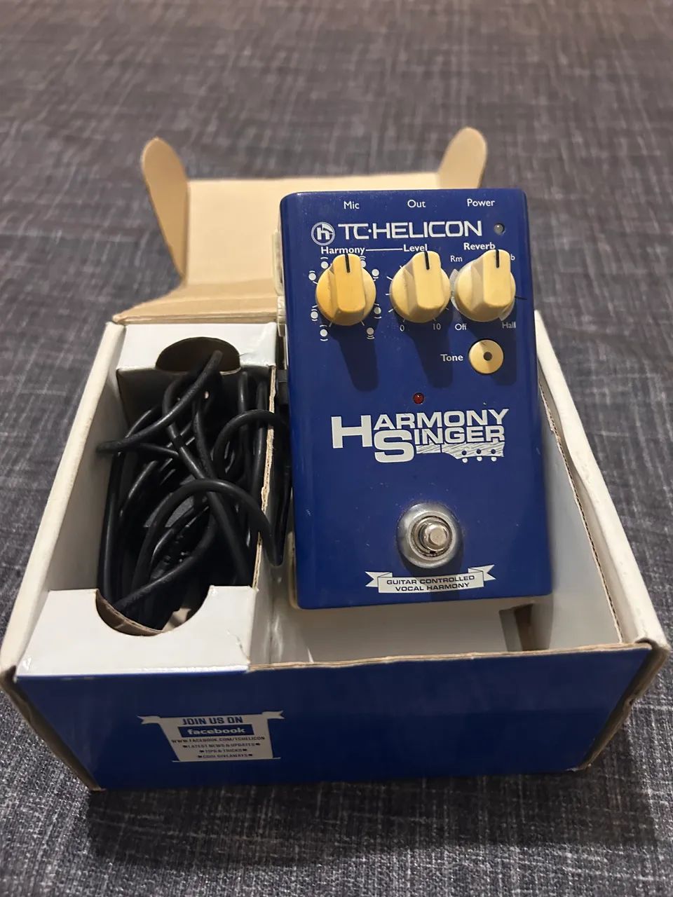TC HELICON HARMONY SINGER エフェクトペダル TC Helicon Harmony Singer 2 Pedal para vocal/voz : Amazon.com.br