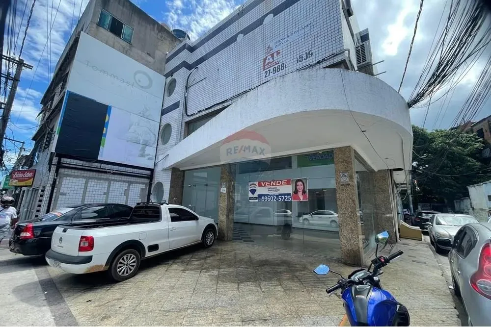 imóvel comercial com 3 pavimentos, pronto para comércio ou salas para escritórios