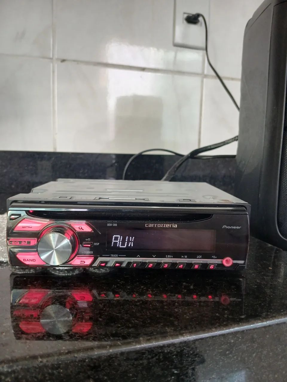 carrozzeria DEH-380 Pioneer Carrozzeria DEH-380 CD Player - Car Audio Stereo Unit